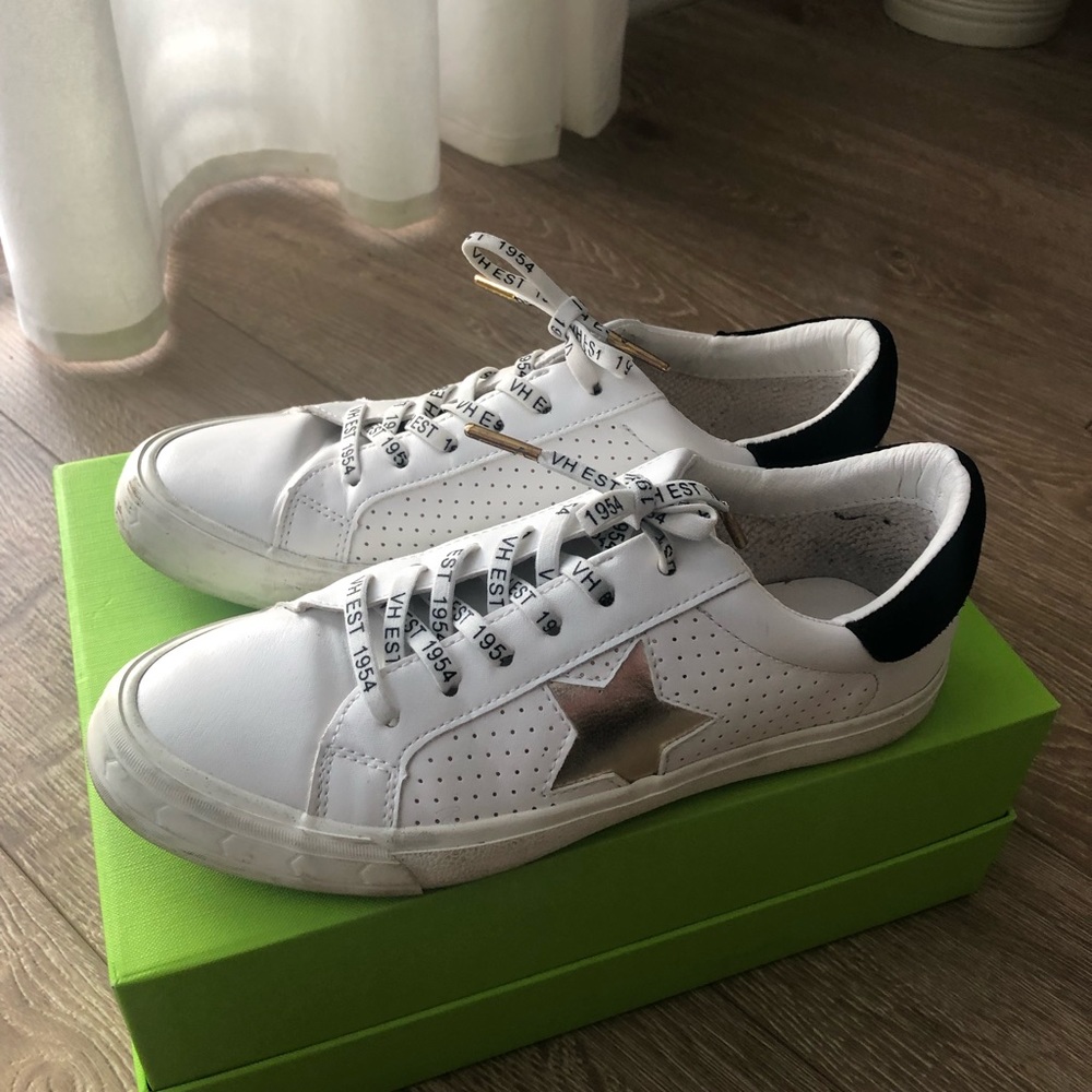 Vintage Havana Sneakers